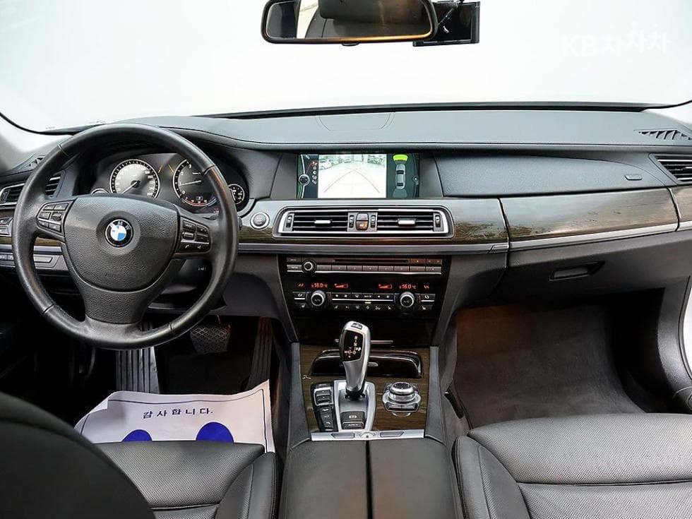 بي إم دبليو - 7-Series | New 750Li xDrive F02(11~) 5