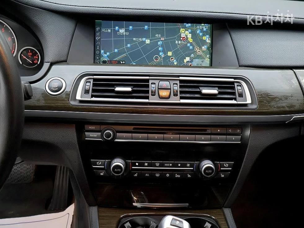 بي إم دبليو - 7-Series | New 750Li xDrive F02(11~) 9
