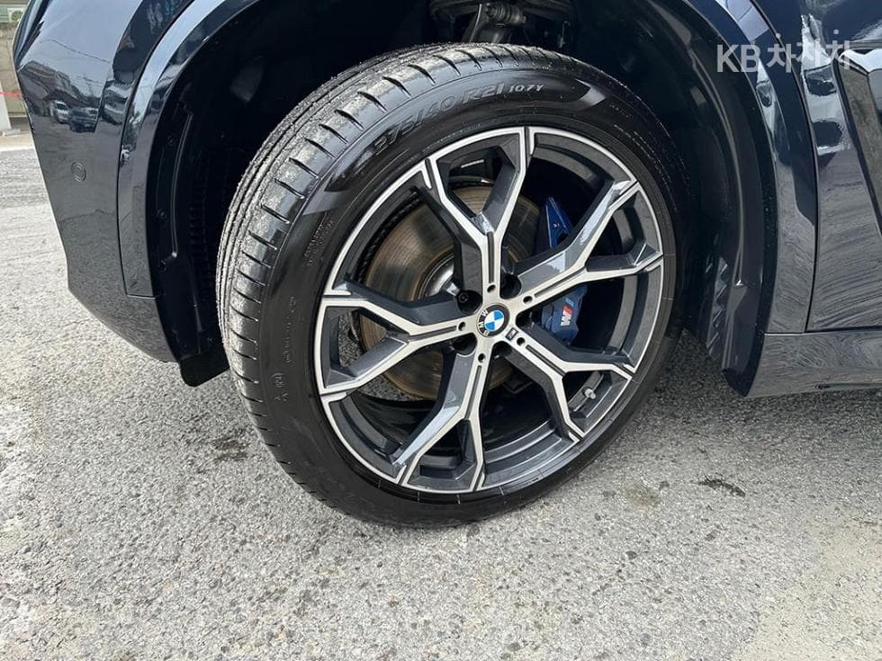 BMW - X5 | xDrive 40 M Sport 19