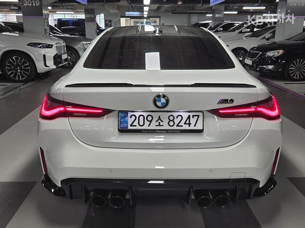 BMW - M4 | MSeries Coupe Competition M xDrive 4