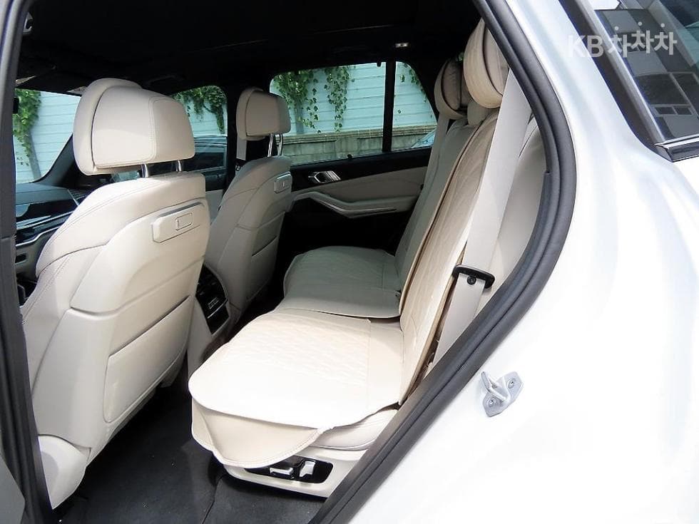 BMW - X5 | xDrive 30 M Sport 6
