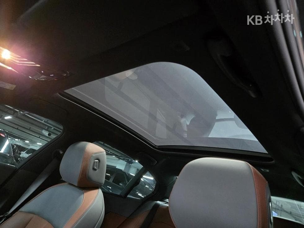 BMW - 5-Series | New 530 xDrive M Sport 16