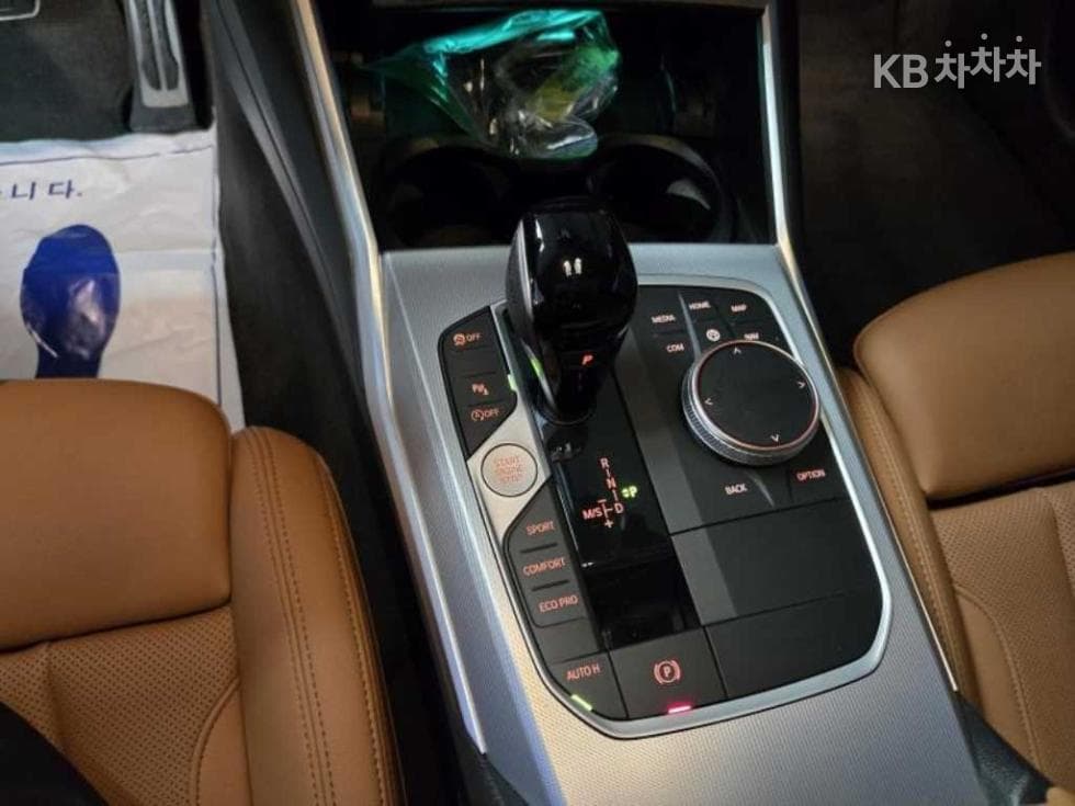 BMW - 3-Series | 320 M Sport Package 11