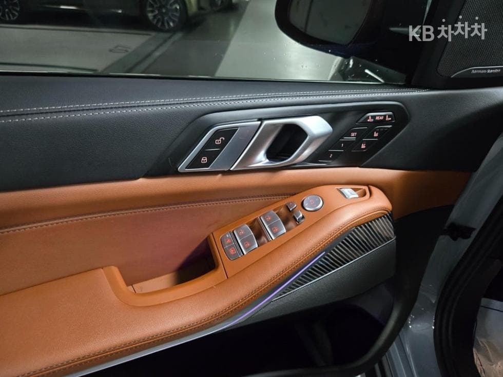 BMW - X7 | xDrive 40 M Sport 12