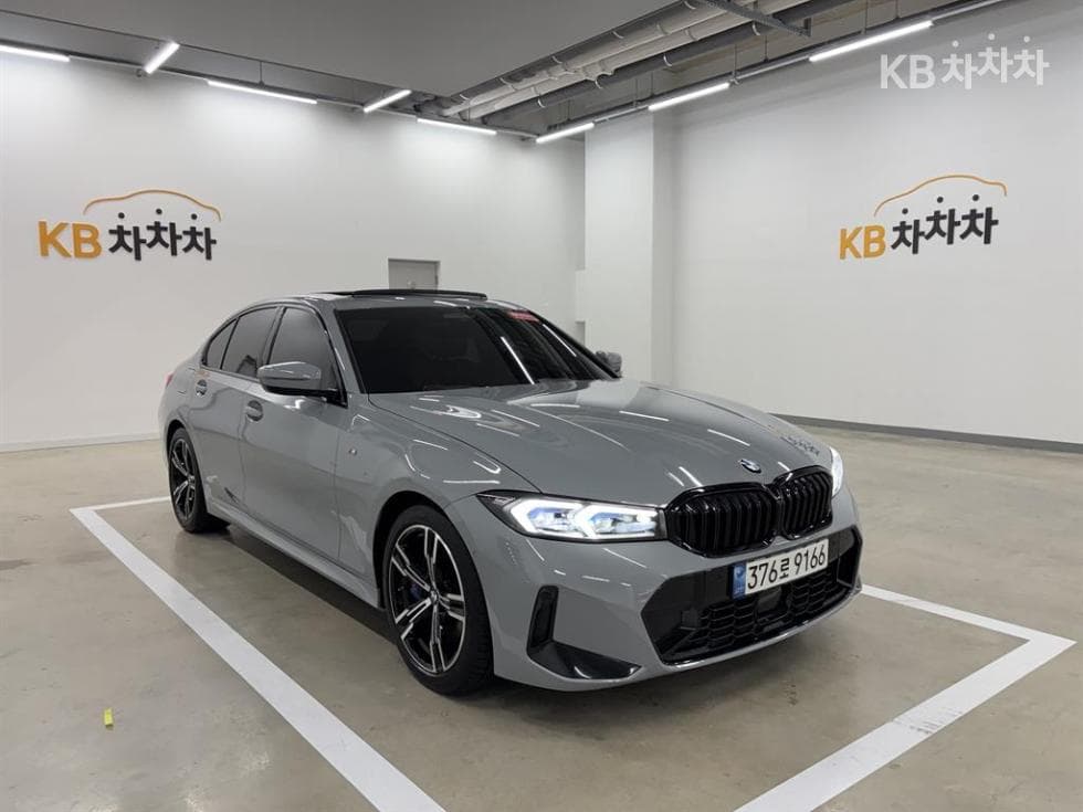 بي إم دبليو - 3-Series | 320 M Sport 3
