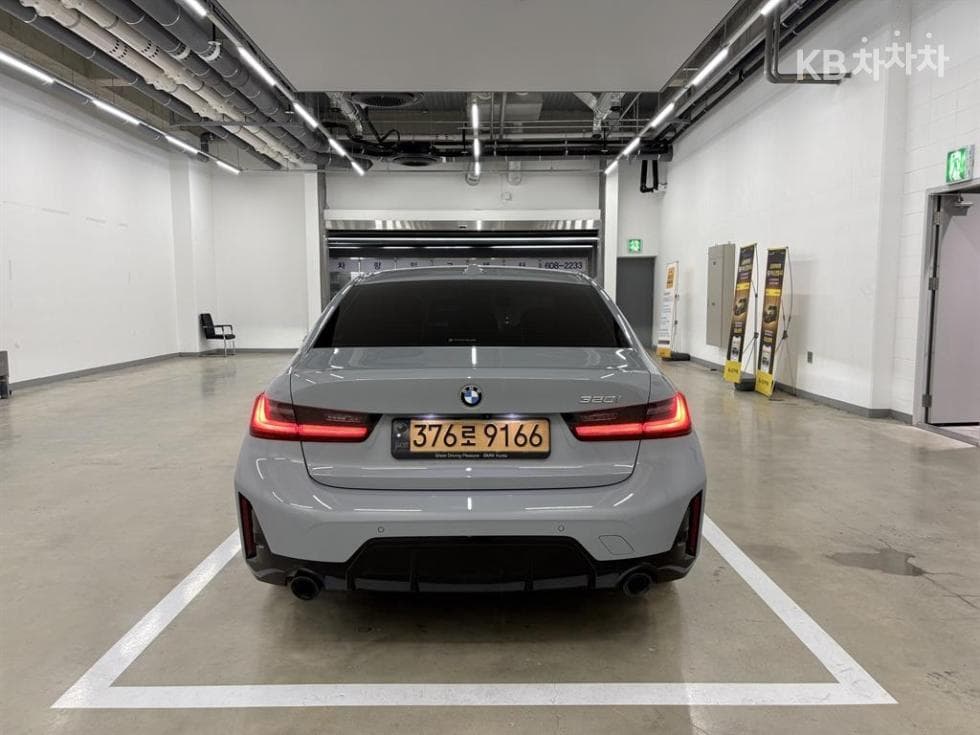 بي إم دبليو - 3-Series | 320 M Sport 5