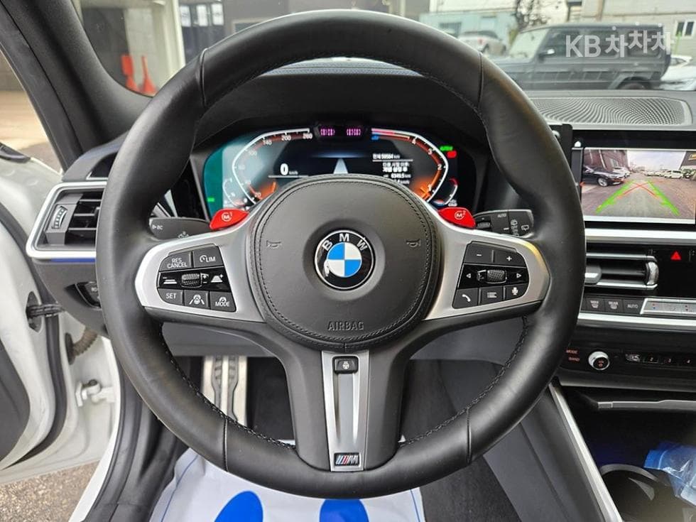BMW - 3-Series | 320 Touring M Sport Package 7