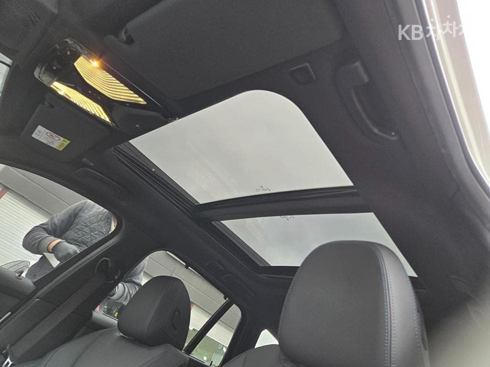 BMW - 3-Series | 320 Touring M Sport Package 15