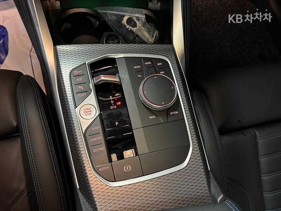 BMW - 2-Series | M240 xDrive Coupe Base 10