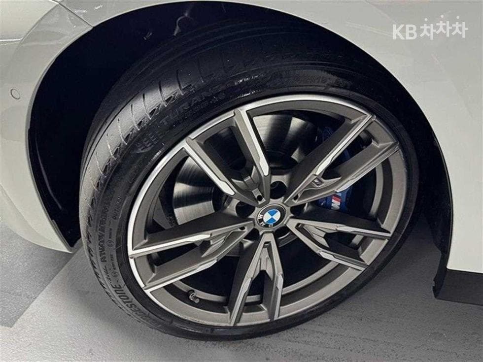BMW - 2-Series | M240 xDrive Coupe Base 17
