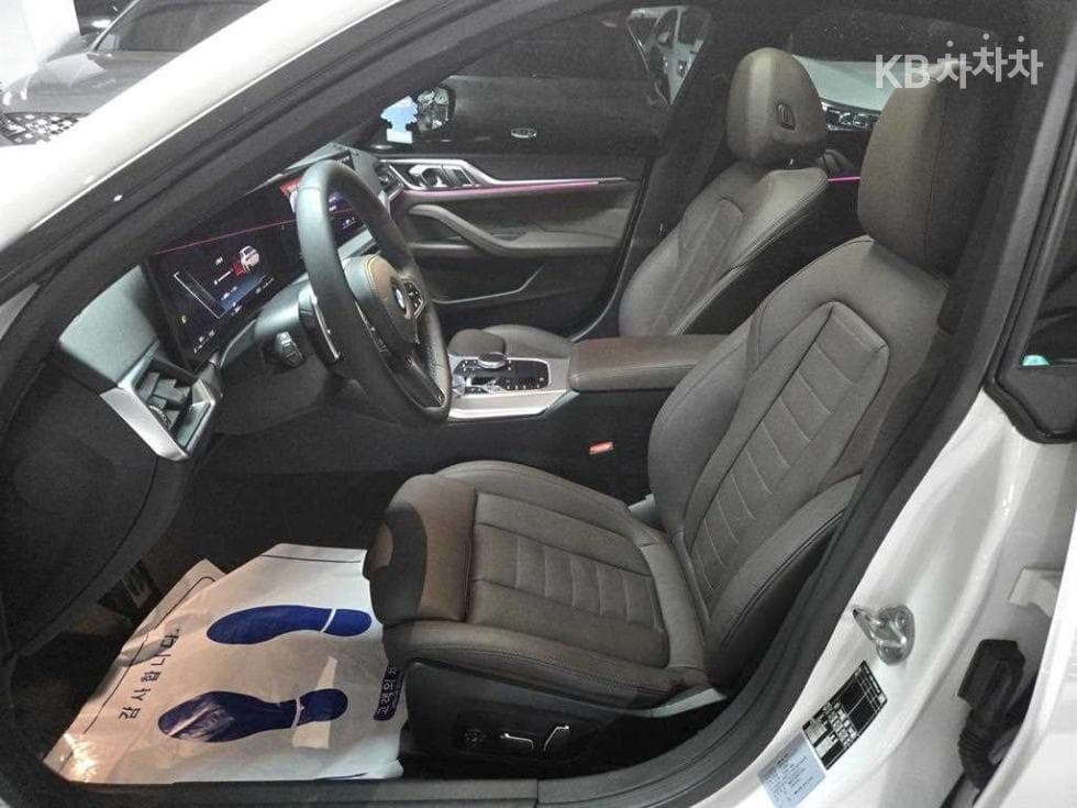 BMW - 4-Series | 420 Gran Coupe M Sport Performance Package 7