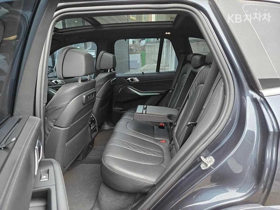 BMW - X5 | xDrive 30 M Sport 6