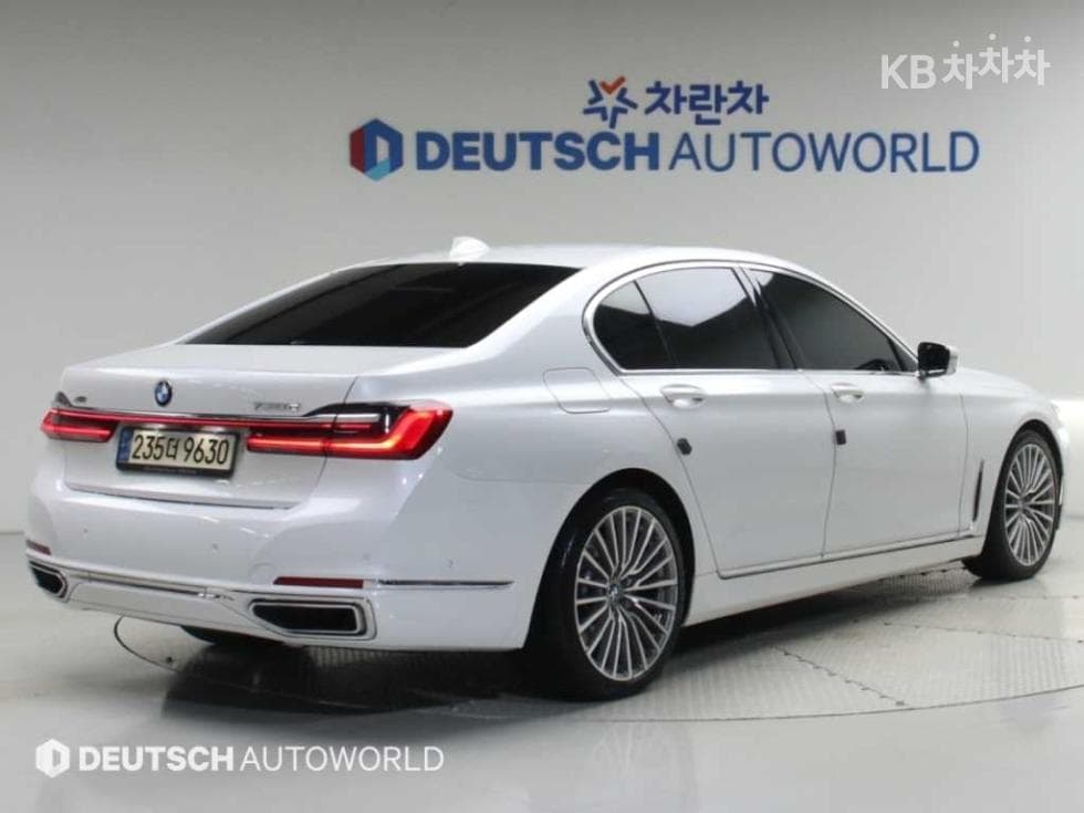 BMW - 7-Series | 730 xDrive Design Pure Excellence 2