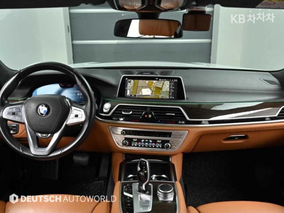 BMW - 7-Series | 730 xDrive Design Pure Excellence 7
