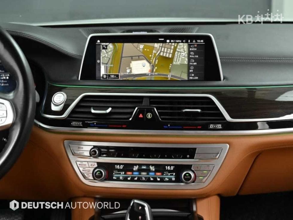BMW - 7-Series | 730 xDrive Design Pure Excellence 14
