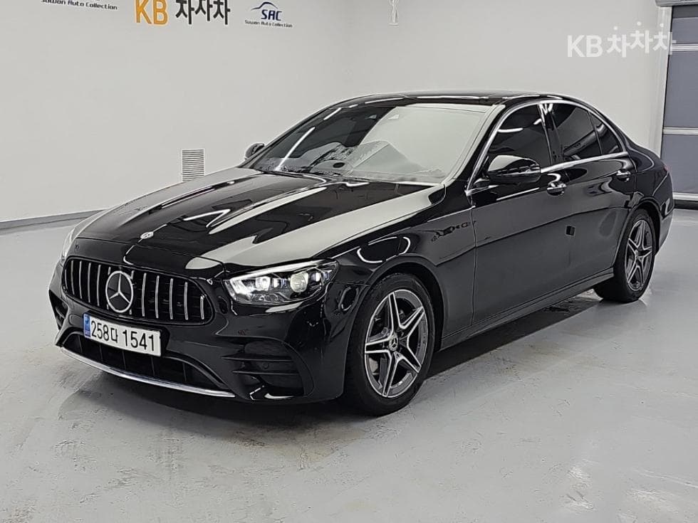 مرسيدس E-Class