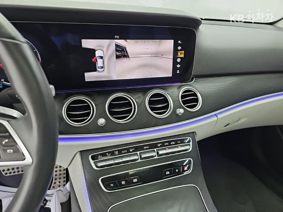 مرسيدس - E-Class | E250 AMG Line 10