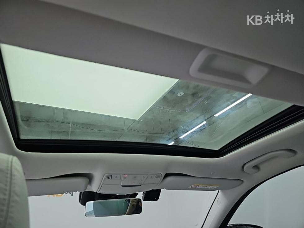 مرسيدس - E-Class | E250 AMG Line 14