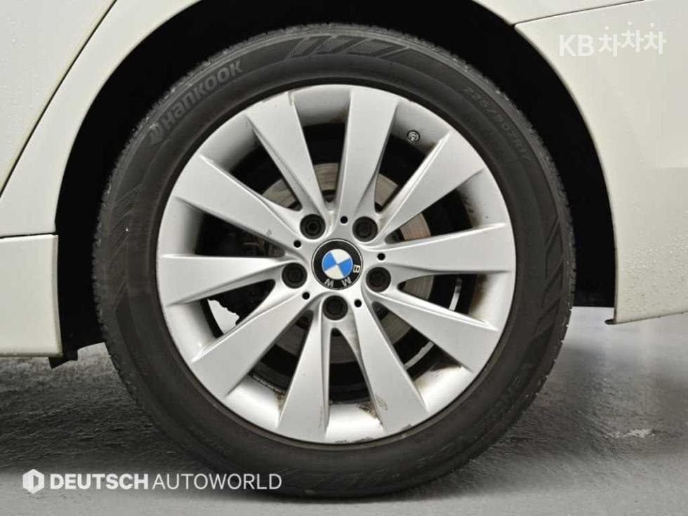 BMW - 3-Series | New 320 xDrive F30(12~) 5