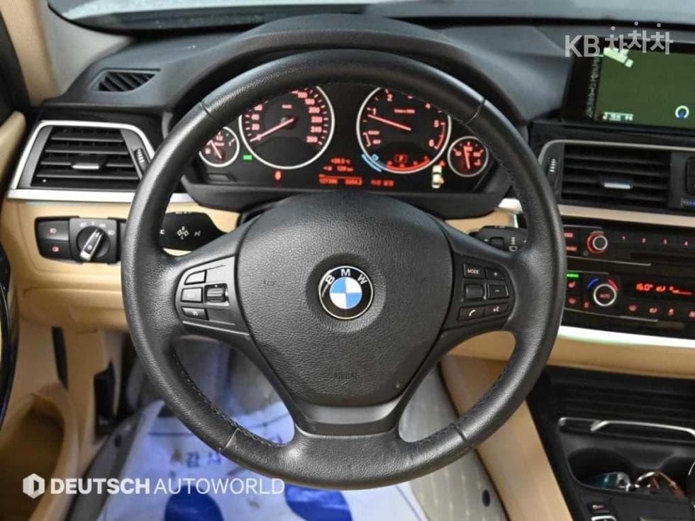 BMW - 3-Series | New 320 xDrive F30(12~) 13
