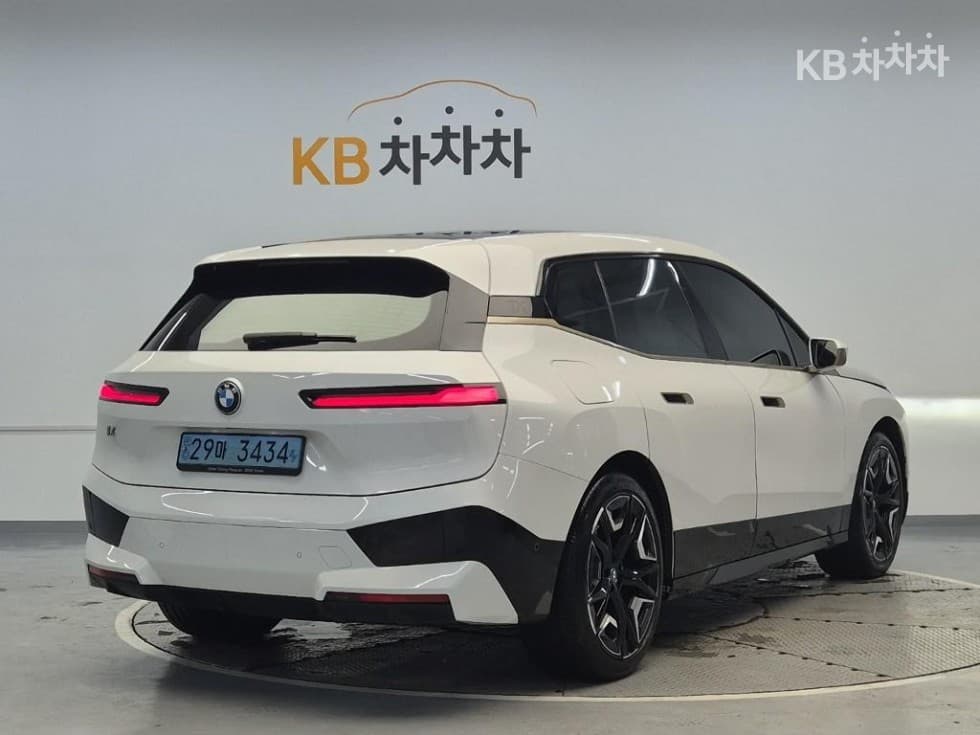 بي إم دبليو - iX | xDrive40 First Edition 3