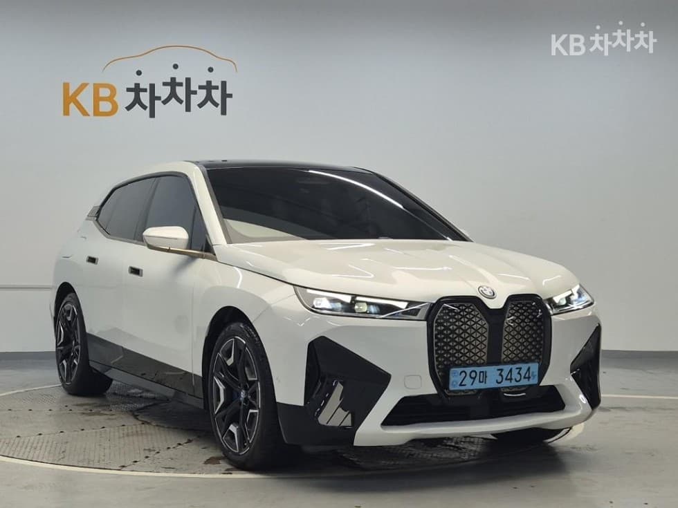 بي إم دبليو - iX | xDrive40 First Edition 2