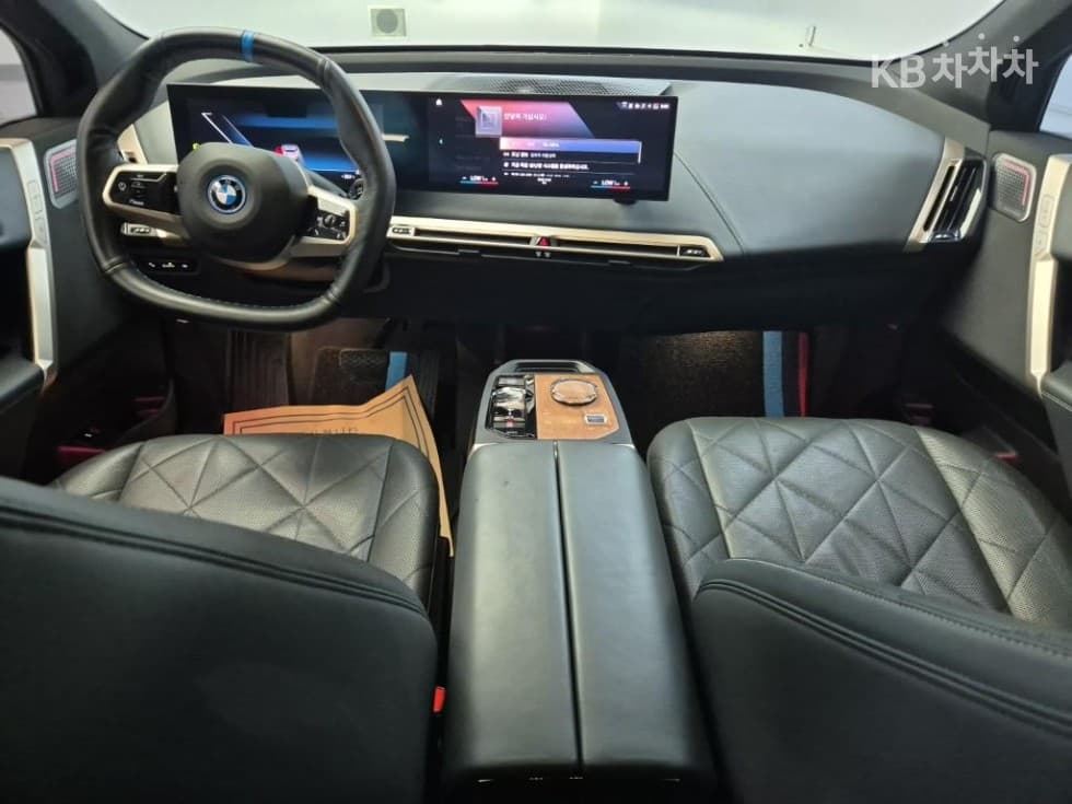 بي إم دبليو - iX | xDrive40 First Edition 7