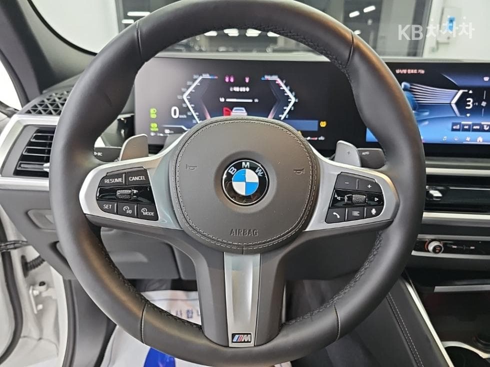 BMW - X6 | xDrive 40 M Sport Package 9