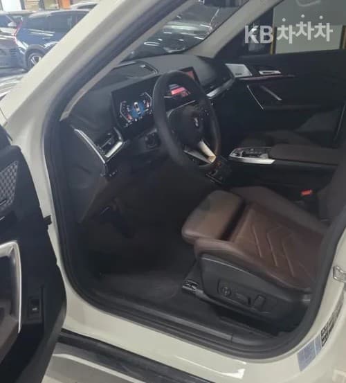 بي إم دبليو - X1 | xDrive20 M Sport 5