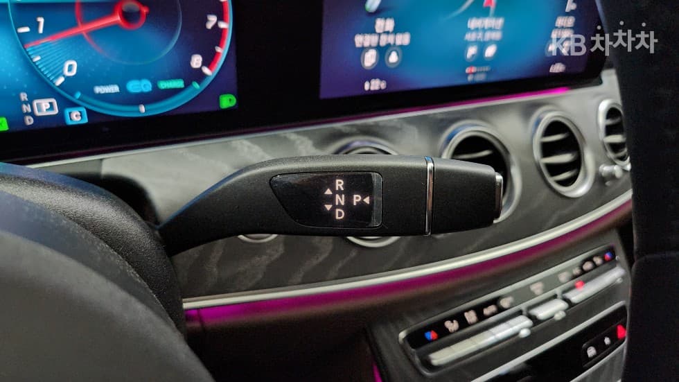 Mercedes-Benz - E-Class | E350 4MATIC Avantgarde 9