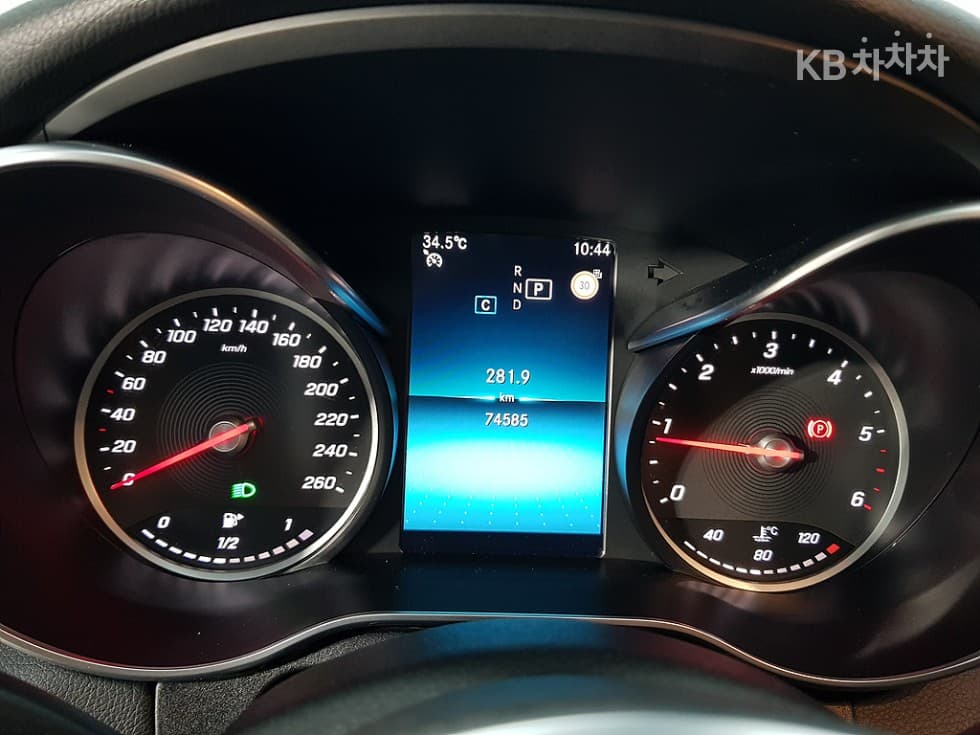 Mercedes-Benz - C-Class | The New C220 Avantgarde W205(14~) 5
