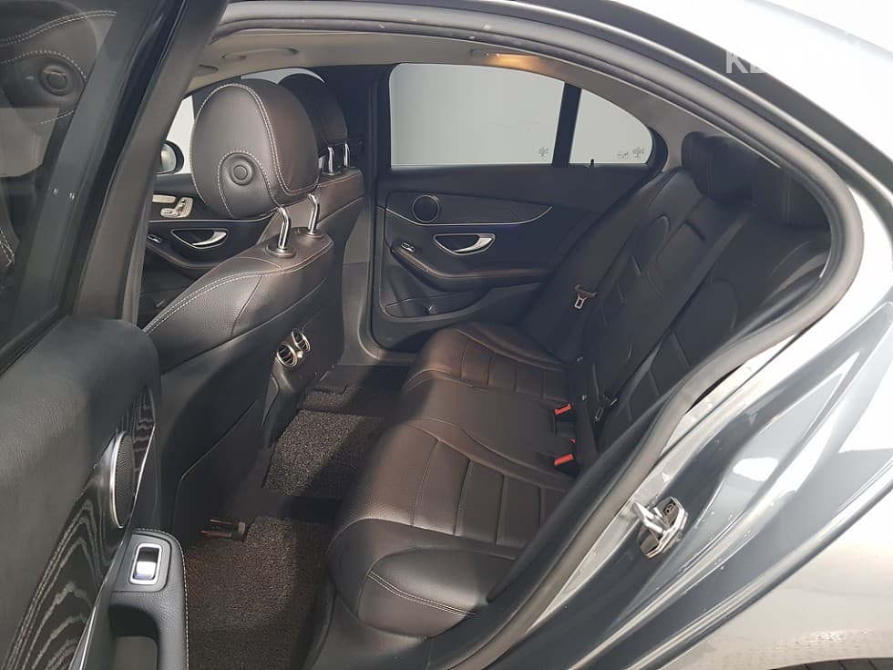 Mercedes-Benz - C-Class | The New C220 Avantgarde W205(14~) 9
