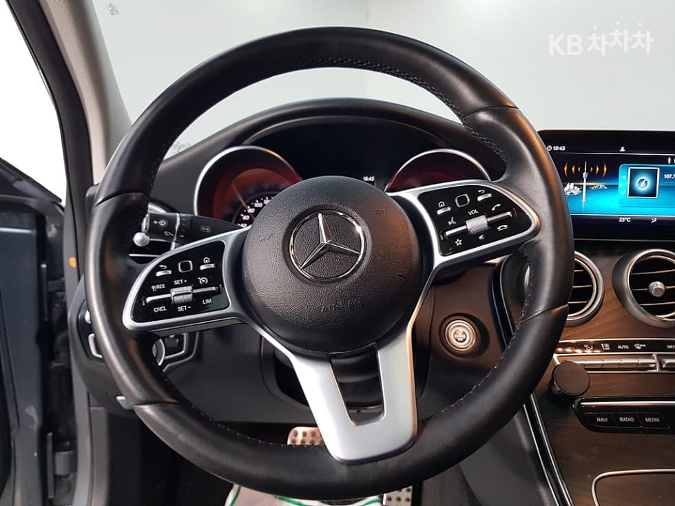 Mercedes-Benz - C-Class | The New C220 Avantgarde W205(14~) 12