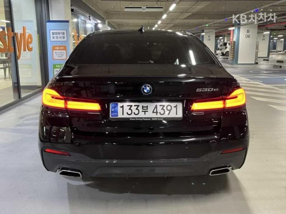 BMW - 5-Series | All New 530 M Sport 5