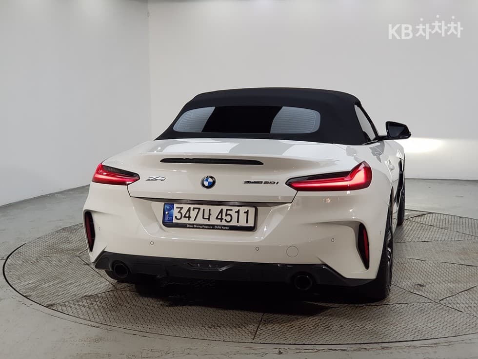 BMW - Z4 | All New sDrive 20 M Sport Package 3