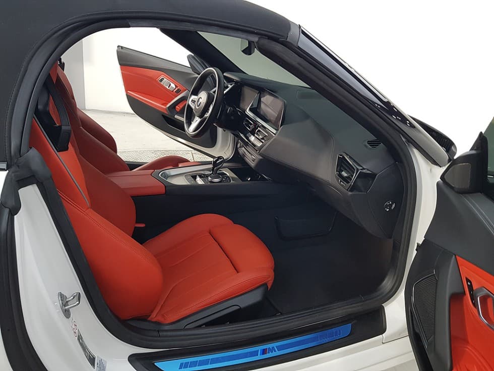 BMW - Z4 | All New sDrive 20 M Sport Package 7