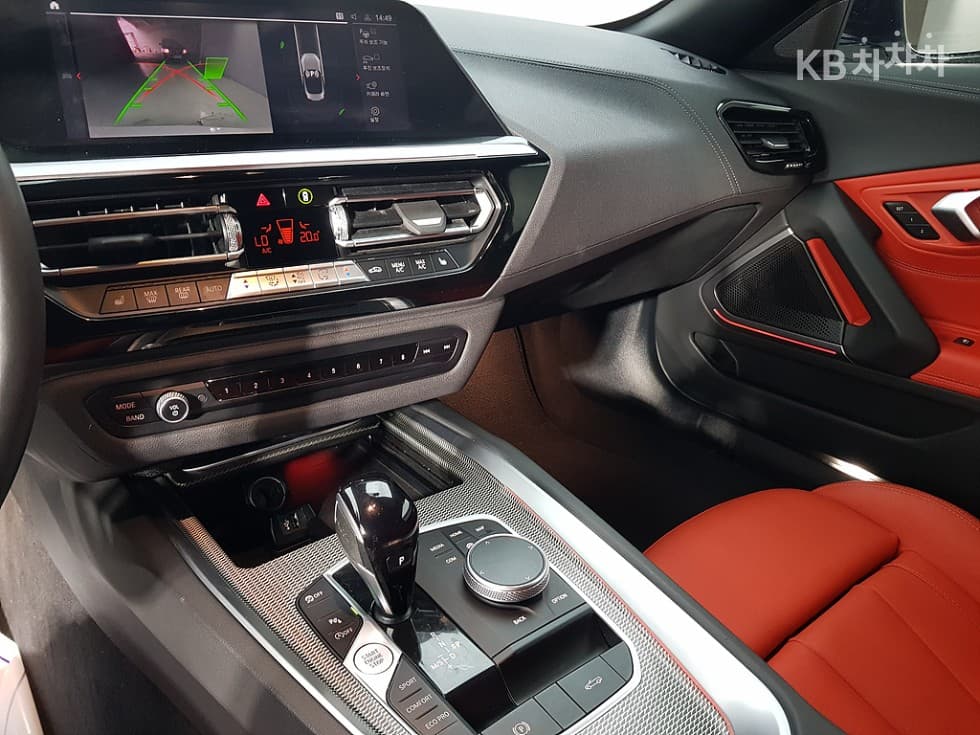 BMW - Z4 | All New sDrive 20 M Sport Package 8
