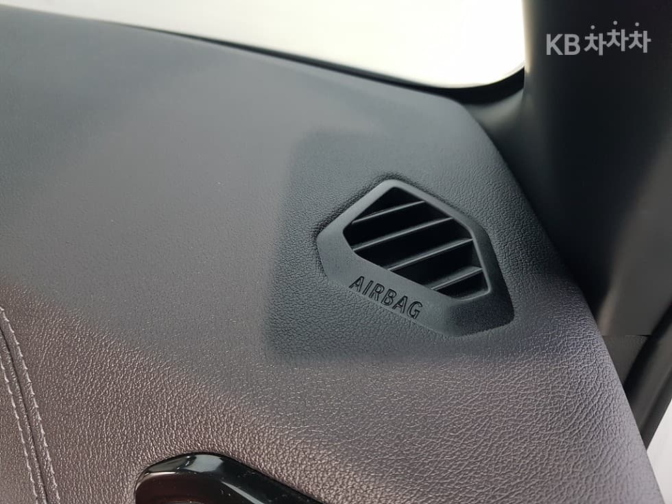 BMW - Z4 | All New sDrive 20 M Sport Package 14
