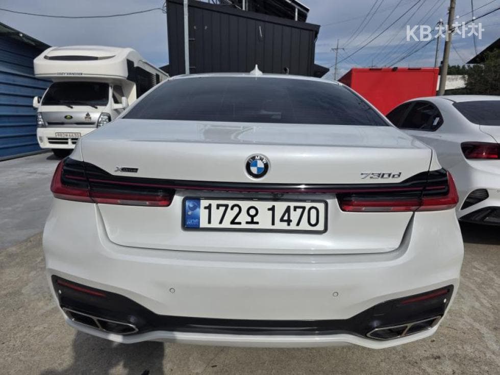 BMW - 7-Series | 730 xDrive Base 14