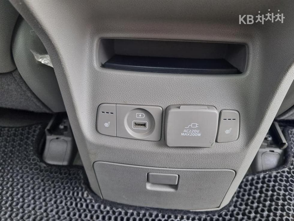 Kia - Карнивал | All New 9Seater 2.2 Diesel Noblesse 16