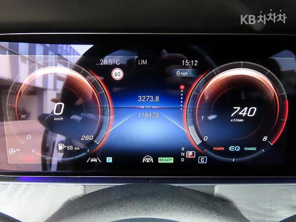 Mercedes-Benz - E-Class | E350 4MATIC AMG Line 9