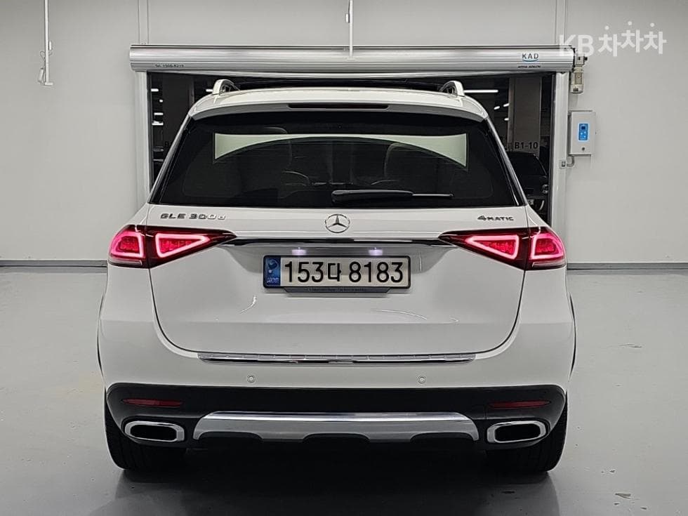 Mercedes-Benz - GLE-Class | 300 4Matic 3