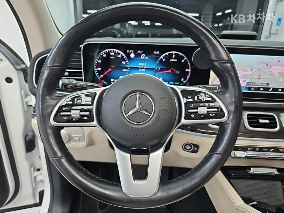 Mercedes-Benz - GLE-Class | 300 4Matic 9