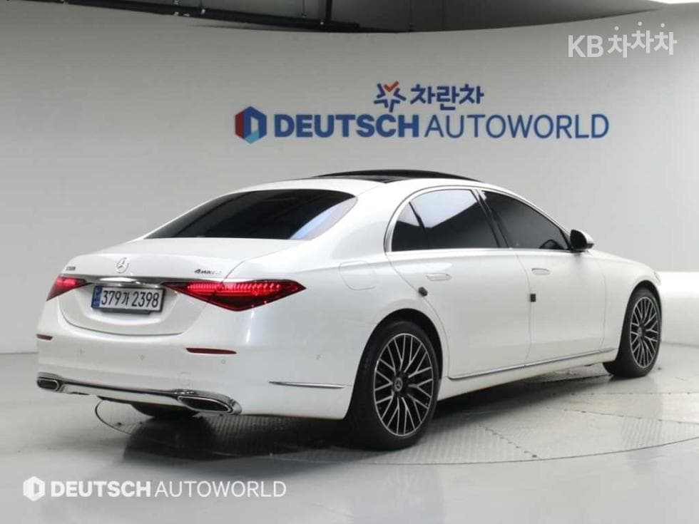 Mercedes-Benz - S-Class | S580L 4Matic Base 2