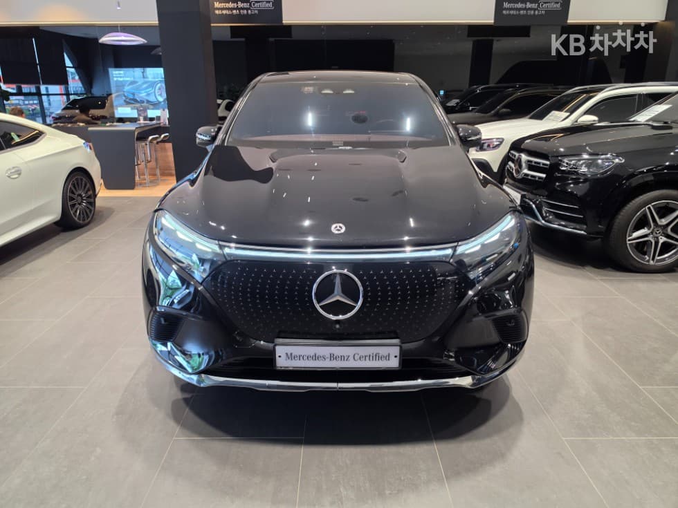 Mercedes-Benz EQS