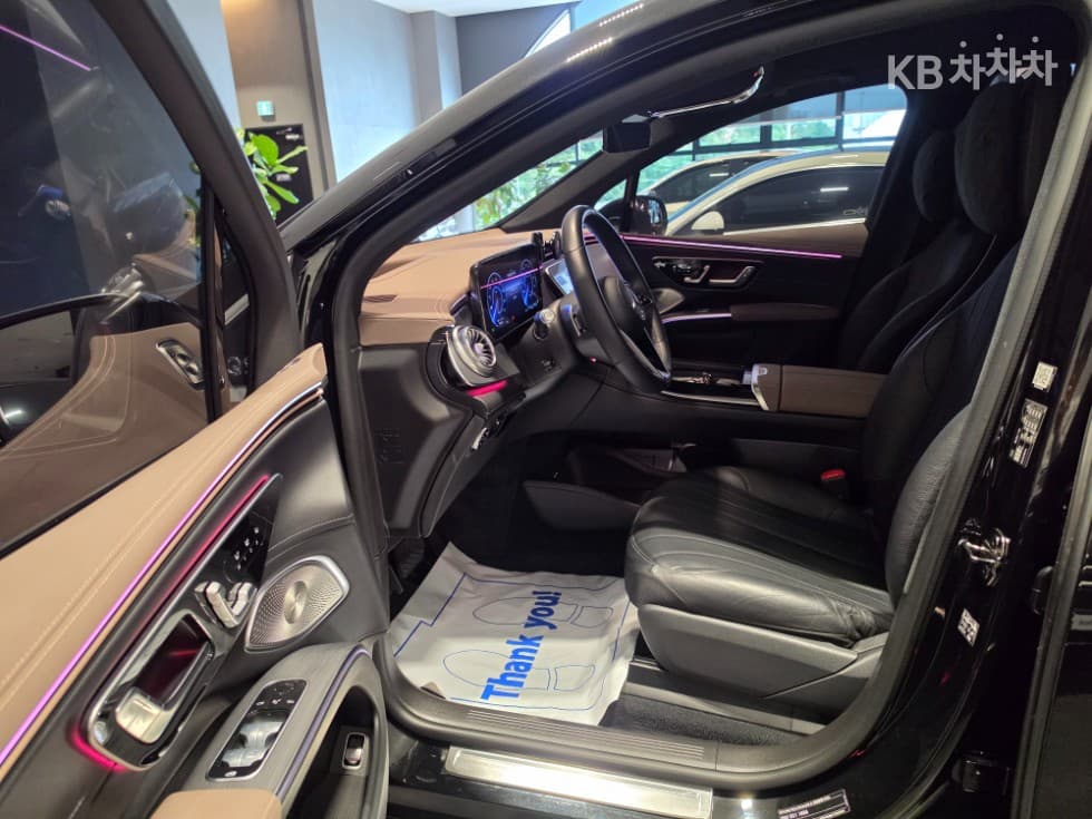 Mercedes-Benz - EQS | SUV SUV 450 4Matic Base 9