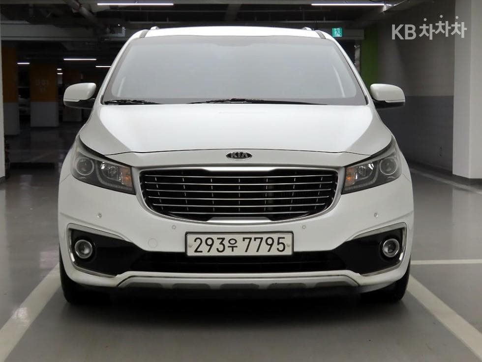 Kia - Карнивал | All New 9Seater 2.2 Diesel Luxury 2