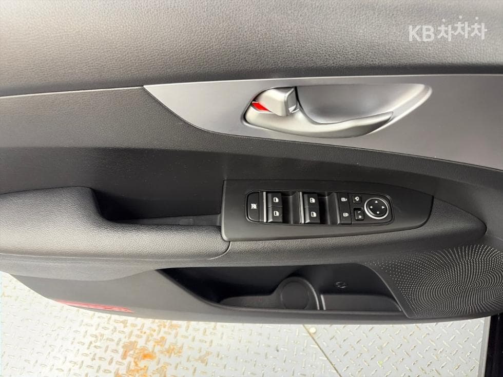 Kia - K3 | The New 1.6 Gasoline Prestige 16