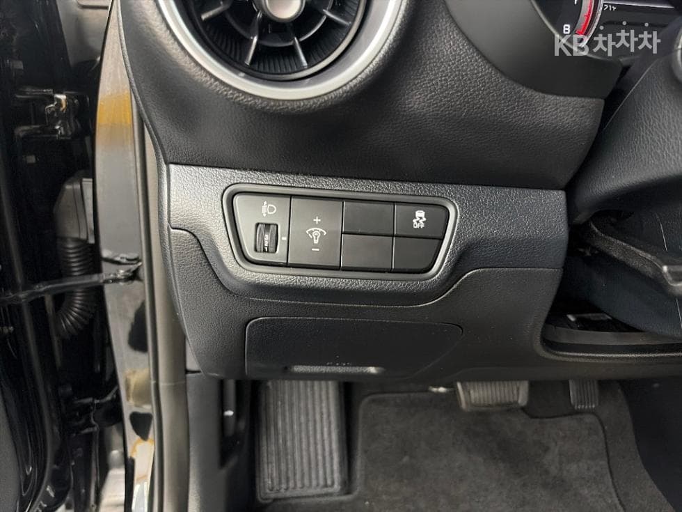 Kia - K3 | The New 1.6 Gasoline Prestige 17