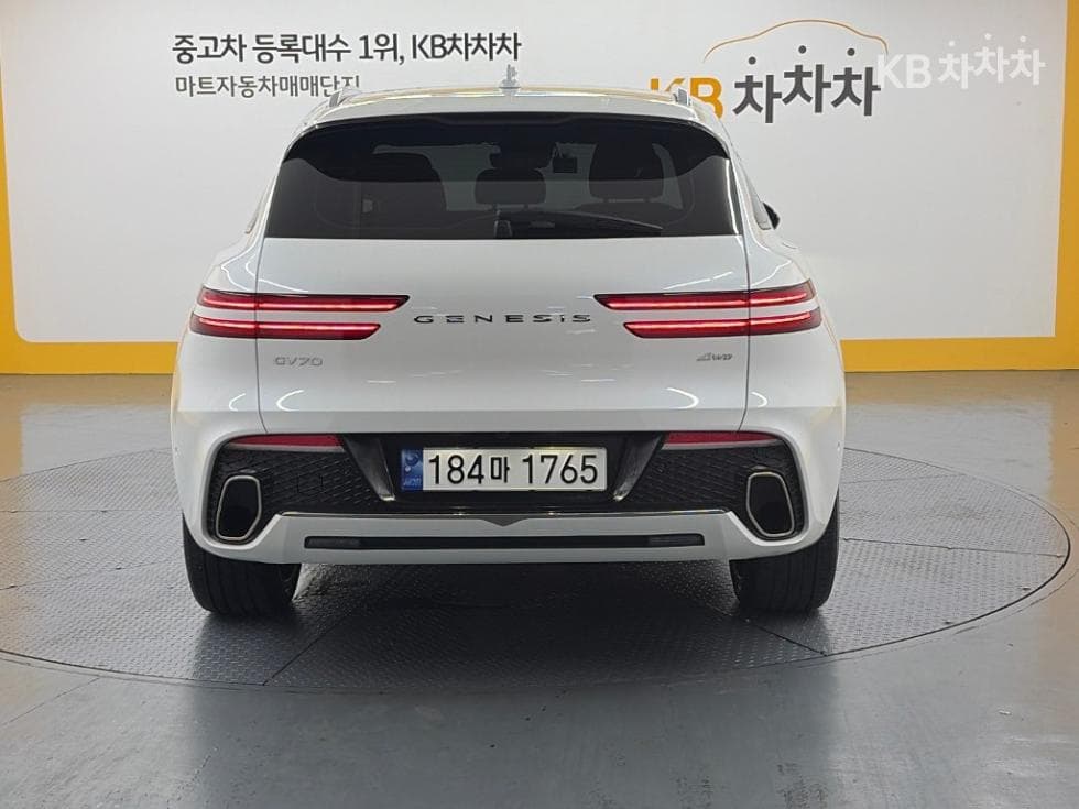 Genesis - GV70 | Gasoline 2.5T AWD 3